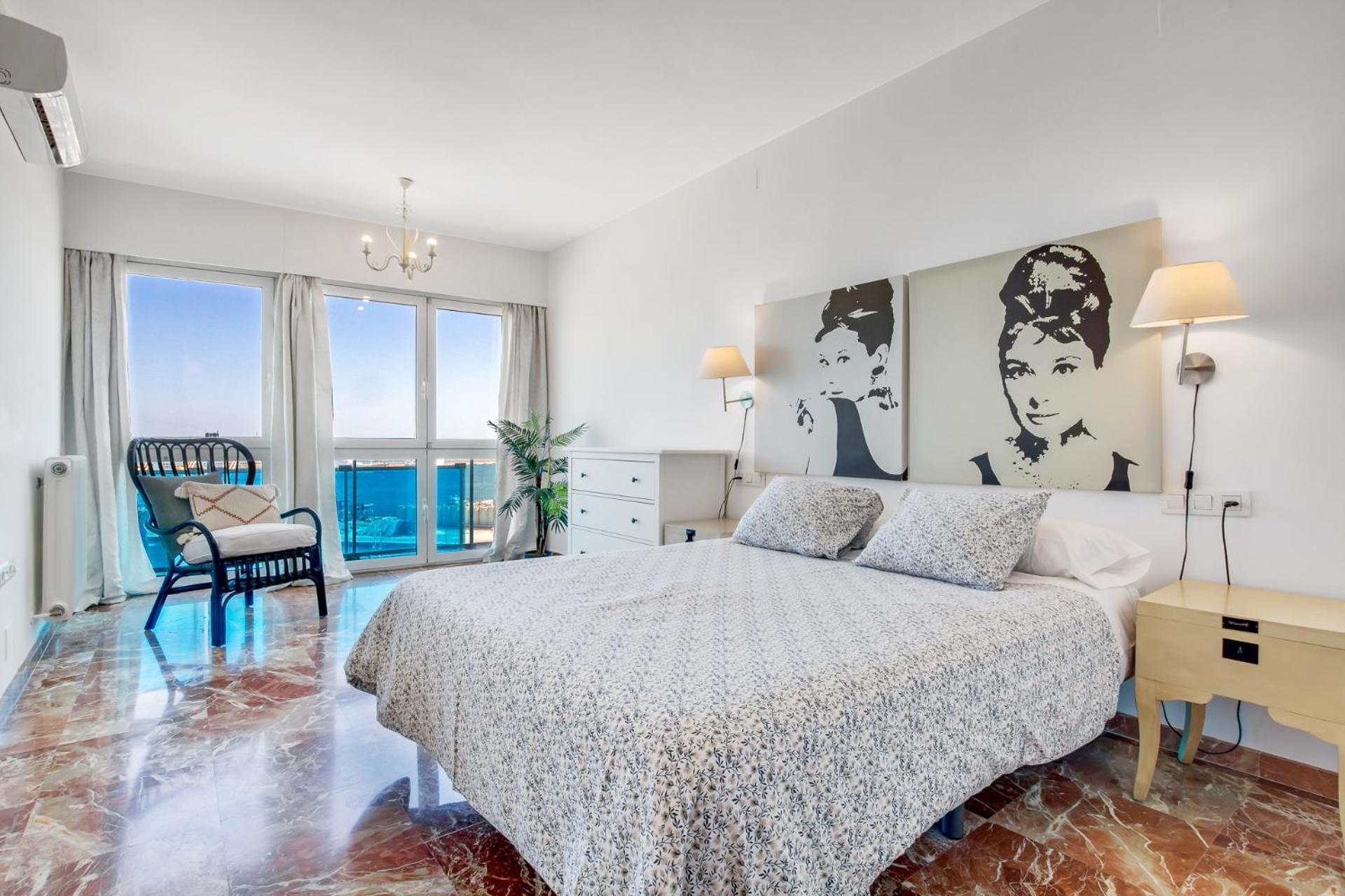 Apt Alameda De Colon Solo Familias Малага Экстерьер фото